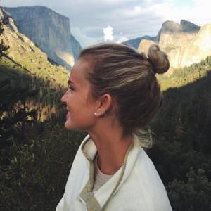 Meet your Posher, Claire